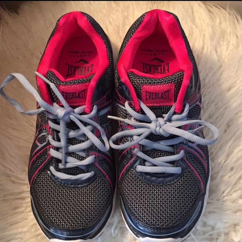 🎉SALE🎉 Women's Atlethic Shoes